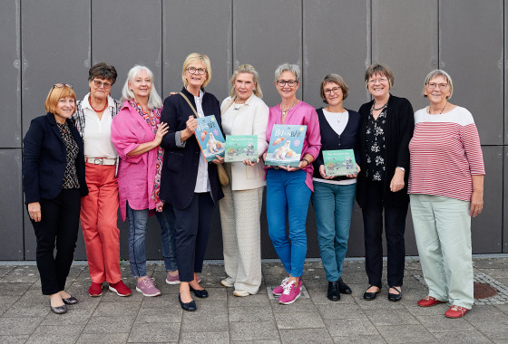 Foto Lesepaten Presse mit Bildnachweis Timon Kronenberg