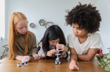 Slider Foto Forschen Grundschule